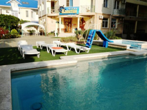 Hotel Kapitan Morey